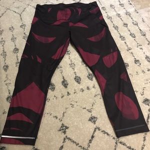 Lululemon Patterned Running Crop